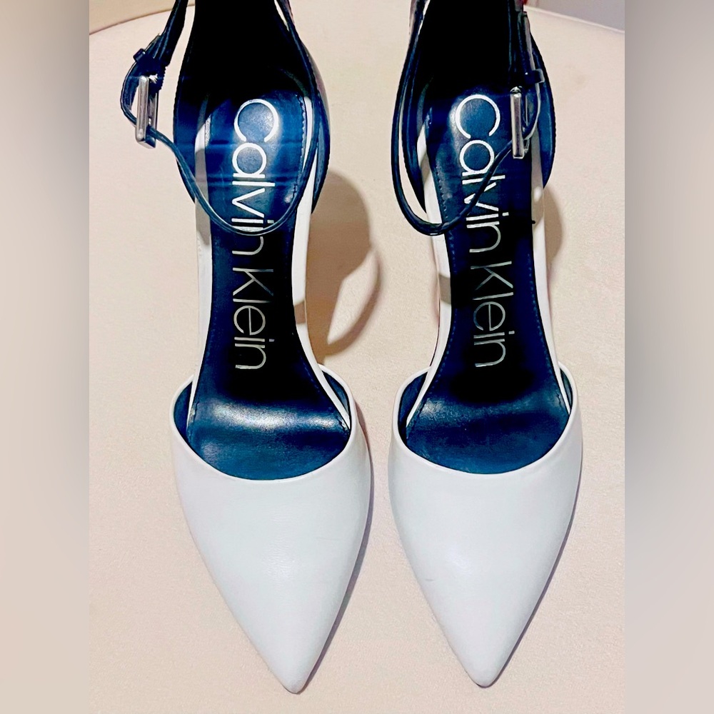 Calvin Klien Heels